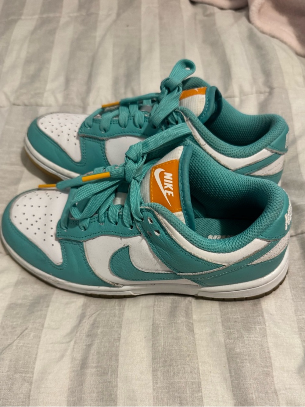 Nike Kids Teal, White and Orange Low-Top Sneakers - Picture 2 of 7